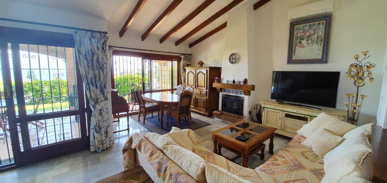 Sea View Villa With Pool, Near Beach In Calahonda, Marbella Area Mijas Exterior foto